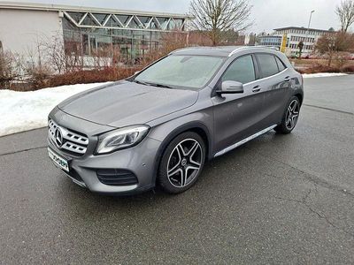 Gebraucht Mercedes GLA250 AMG line 211 PS (155 kW) 2018 Grau SUV