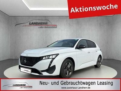 Okenit weiß (metallic) Gebraucht 2024 Peugeot 308 Allure Limousine | 20.900 € (Superpreis)
