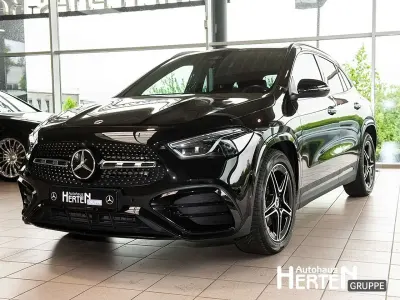 Gebraucht Mercedes GLA180 AMG 136 PS (100 kW) 2023 Lack kosmosschwarz SUV
