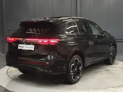 Gebraucht VW Tiguan Style 193 PS (141 kW) 2025 Deep black perleffekt SUV