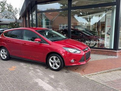Gebraucht Ford Focus Champions Edition 101 PS (74 kW) 2012 Rot Limousine