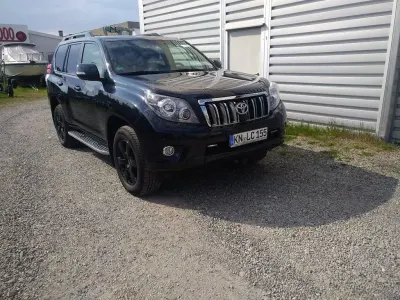 Gebraucht Toyota Land Cruiser TEC-Edition 190 PS (139 kW) 2011 Blau SUV