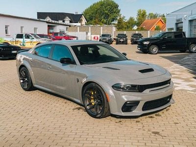 Neu Dodge Charger 727 PS (534 kW) 2025 Grau Limousine