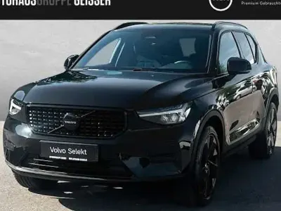 Gebraucht Volvo XC40 Plus 163 PS (119 kW) 2025 Onyx schwarz SUV