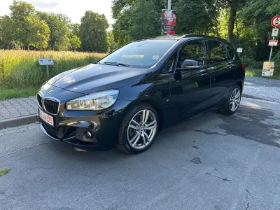 Gebraucht BMW 220 Active Tourer M Sport 190 PS (139 kW) 2015 Schwarz Van / Kleinbus