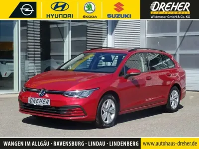 Gebraucht VW Golf VIII 110 PS (80 kW) 2021 Kings red metallic Limousine