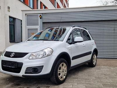 Gebraucht Suzuki SX4 120 PS (88 kW) 2012 Weiß SUV