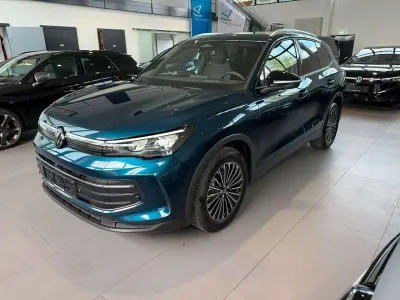 Gebraucht VW Tiguan Goal 150 PS (110 kW) 2025 Blau SUV