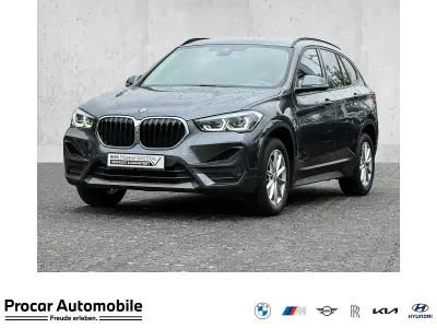 Usado BMW X1 Advantage 136 HP (100 kW) 2022 Cinzento SUV