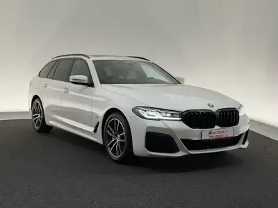 Gebraucht BMW 530 M Sport 286 PS (210 kW) 2022 Weiß Limousine