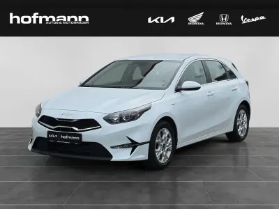 Gebraucht Kia Ceed Vision 101 PS (74 kW) 2024 (wd) cararraweiss Kleinwagen