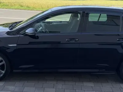 Gebraucht VW Golf VII Cup 105 PS (77 kW) 2014 Schwarz Kleinwagen