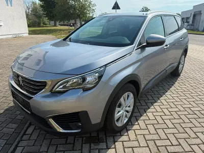 Gebraucht Peugeot 5008 Business-Line 131 PS (96 kW) 2019 Grau SUV