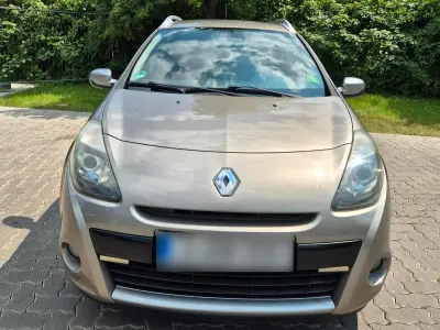 Gebraucht Renault Clio 75 PS (55 kW) 2012 Beige Kleinwagen