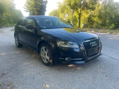 Gebraucht Audi A3 105 PS (77 kW) 2011 Schwarz Kleinwagen
