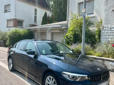 Gebraucht BMW 520 190 PS (139 kW) 2017 Blau Limousine