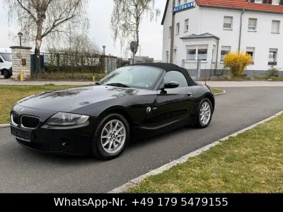 Begagnad BMW Z4 Sport Line 150 HK (110 kW) 2005 Svart Cab