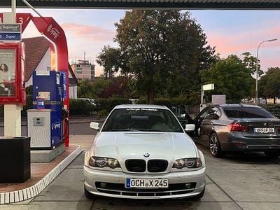 Gebraucht BMW 318 M Sport 120 PS (88 kW) 2000 Silber Coupé