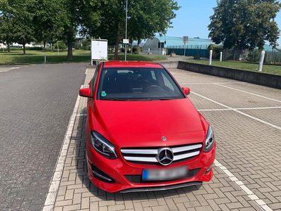 Mercedes B200
