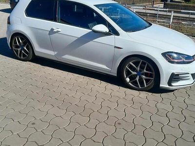 VW Golf VII
