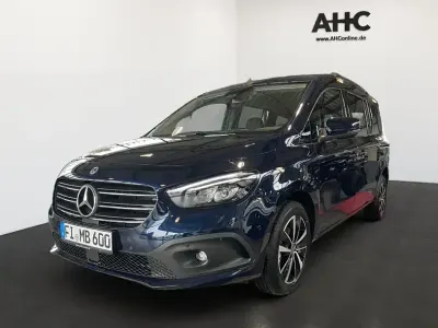 Gebraucht Mercedes T180 Progressive 131 PS (96 kW) 2026 Cavansitblau metallic Van / Kleinbus
