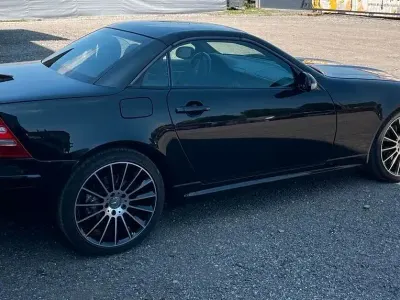 Gebraucht Mercedes SLK200 163 PS (119 kW) 2000 Schwarz Cabrio