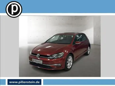 Gebraucht VW Golf VII Highline 150 PS (110 kW) 2019 Rot Limousine