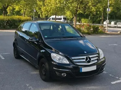 Gebraucht Mercedes B150 95 PS (69 kW) 2008 Schwarz Van / Kleinbus