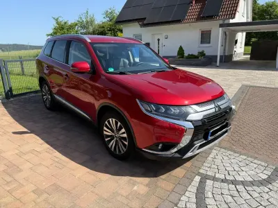 Gebraucht Mitsubishi Outlander Plus 150 PS (110 kW) 2019 SUV