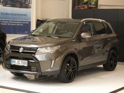 Gebraucht Suzuki Vitara Comfort+ 102 PS (75 kW) 2025 Grau SUV