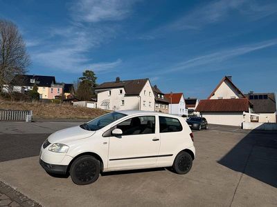 Gebraucht VW Fox 55 PS (40 kW) 2007 Weiß Kleinwagen