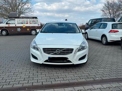 Usata Volvo S60 330 CV (242 kW) 2011 Bianco Berlina