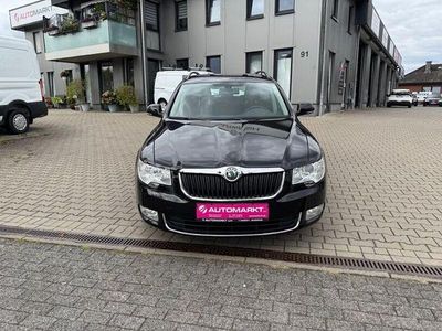 Gebraucht Skoda Superb Ambition 160 PS (117 kW) 2011 Schwarz Kombi