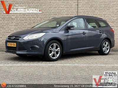 Gebraucht Ford Focus 101 PS (74 kW) 2014 Grau Kombi