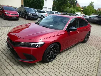 Gebraucht Honda Civic Advance 184 PS (135 kW) 2024 Rot Limousine