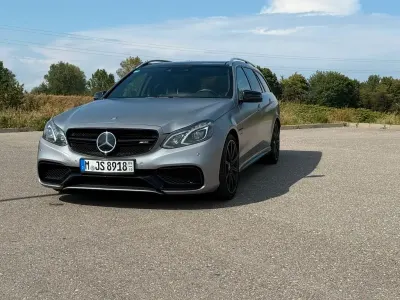 Gebraucht Mercedes E63 AMG AMG 585 PS (430 kW) 2014 Grau Limousine