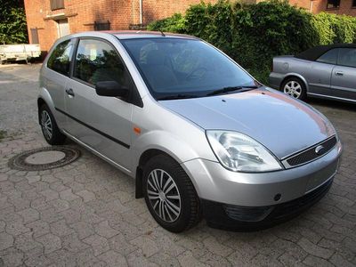 Gebraucht Ford Fiesta 60 PS (44 kW) 2003 Silber Kleinwagen