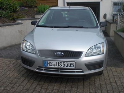 Używany Ford Focus 109 KM (80 kW) 2006 Srebrny Sedan/Limuzyna