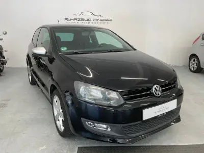Gebraucht VW Polo 60 PS (44 kW) 2013 Schwarz Kleinwagen