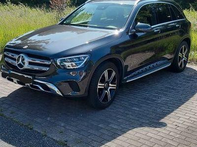 Gebraucht Mercedes GLC200 AMG 197 PS (144 kW) 2022 SUV