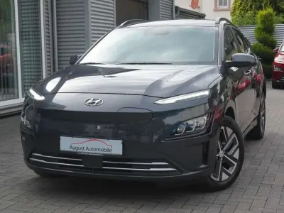 Gebraucht Hyundai Kona Trend 100 kW (136 PS) 2022 Grau SUV