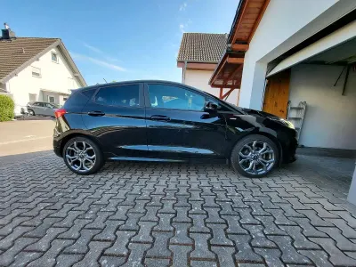 Gebraucht Ford Fiesta ST-Line 100 PS (73 kW) 2019 Schwarz Kleinwagen