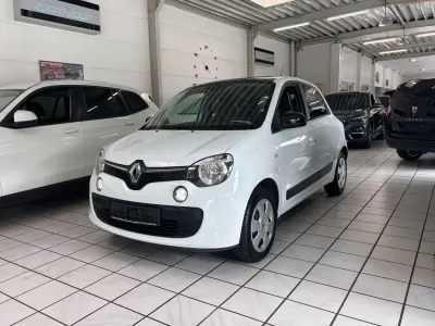 Gebraucht Renault Twingo Experience 69 PS (50 kW) 2016 Weiß Kleinwagen