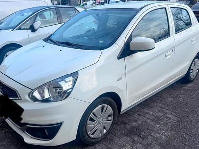 Gebraucht Mitsubishi Space Star 62 PS (45 kW) 2018 Weiß Kleinwagen