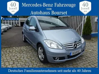 Gebraucht Mercedes A160 Avantgarde 95 PS (69 kW) 2010 Blau Van / Kleinbus