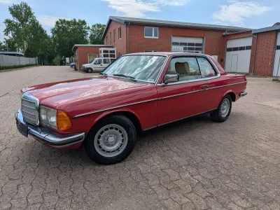Gebraucht Mercedes 280 177 PS (130 kW) 1977 Other Coupé