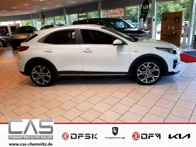 Gebraucht Kia XCeed Vision 140 PS (102 kW) 2020 Carraraweiß SUV