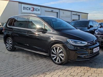 Grenadillschwarz metallic Gebraucht 2025 VW Touran Highline Van / Kleinbus | 39.950 € (Teuer)