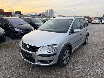VW Touran Cross