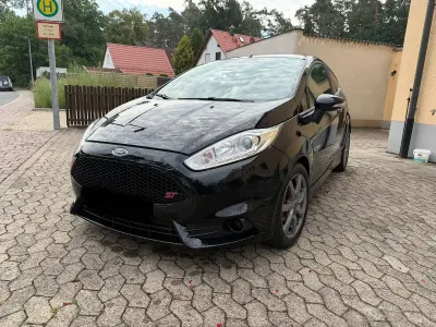 Gebraucht Ford Fiesta ST 182 PS (133 kW) 2017 Schwarz Kleinwagen